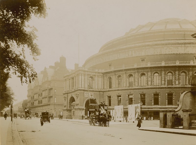 Vue générale du Royal Albert Hall - English Photographer