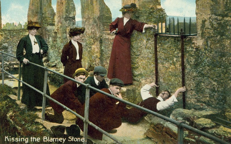 Embrasser la pierre de Blarney - English Photographer