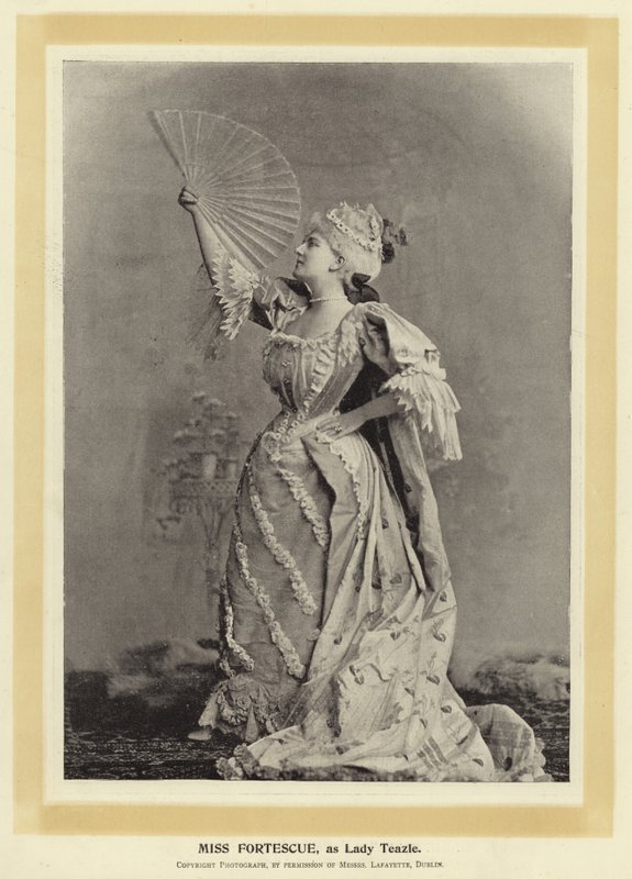 Miss Fortescue, en Lady Teazle - English Photographer