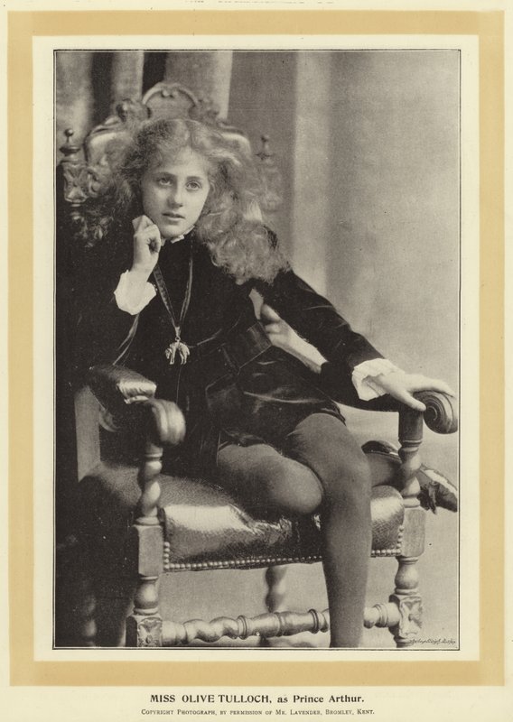 Miss Olive Tulloch, en Prince Arthur - English Photographer