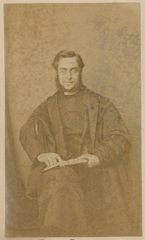 Révérend Tooth - English Photographer