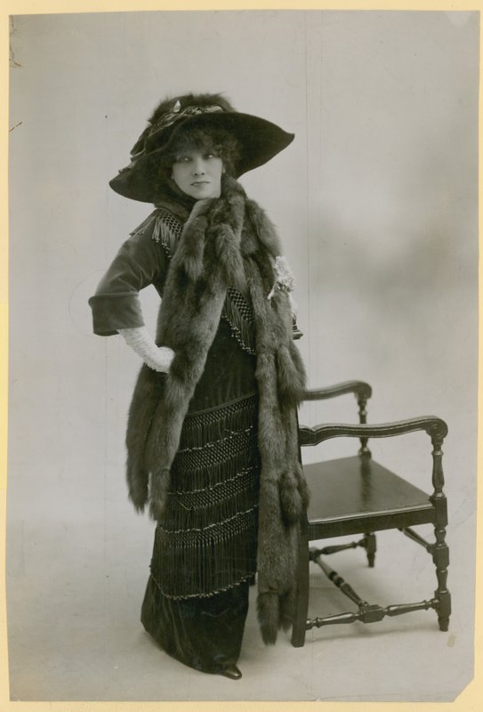 Sarah Bernhardt, actrice - English Photographer