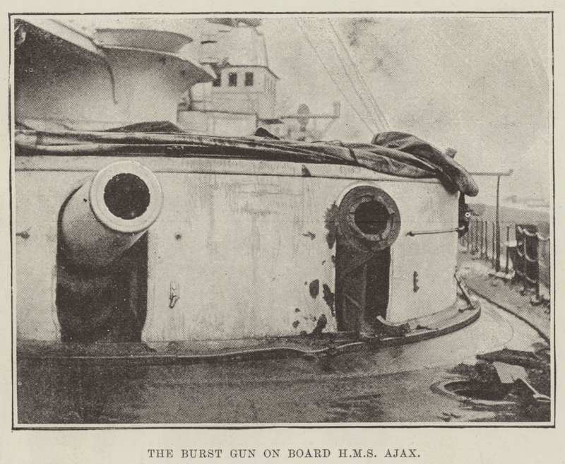 Le canon éclaté à bord du HMS Ajax - English Photographer