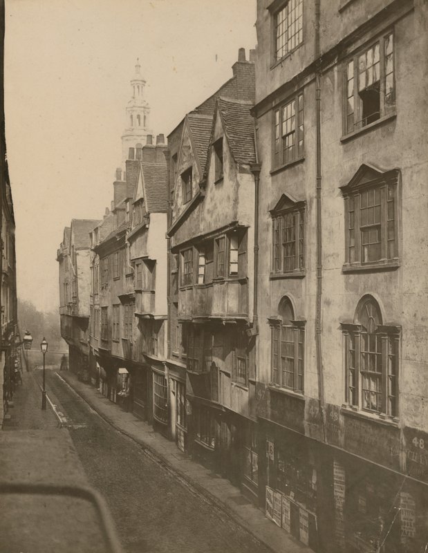 Rue Wych, côté sud, vue vers l