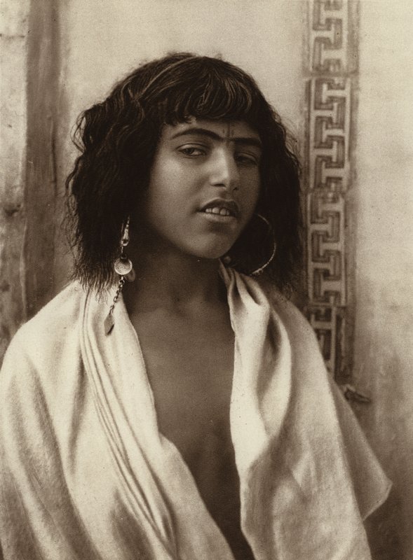Alger, Fille berbère - European Photographer