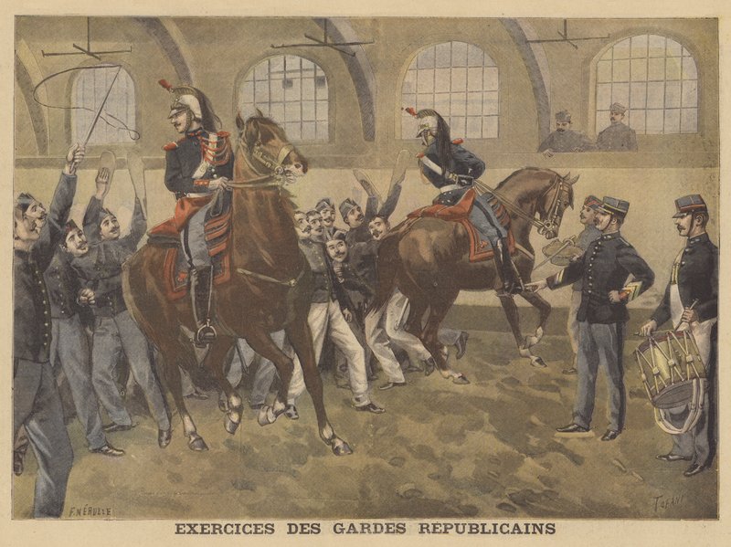 Garde républicaine française effectuant des exercices d