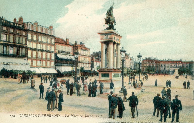 Clermont-Ferrand, La Place de Jaude - French Photographer
