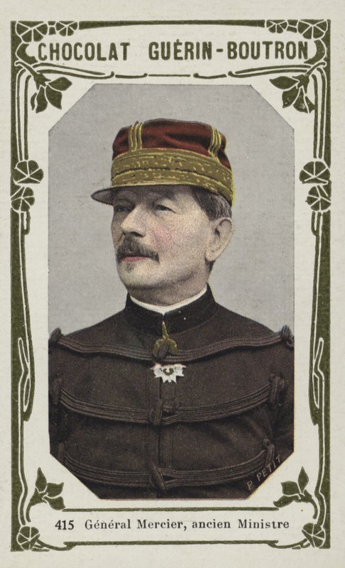 Général Mercier, ancien Ministre - French School