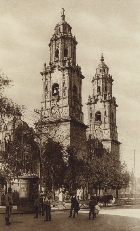Mexique : Morelia, La Catedral (photo n/b) - Hugo Brehme