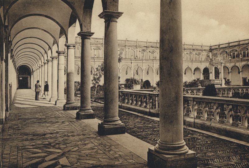 Naples : Chiostro Di S Martino - Italian Photographer