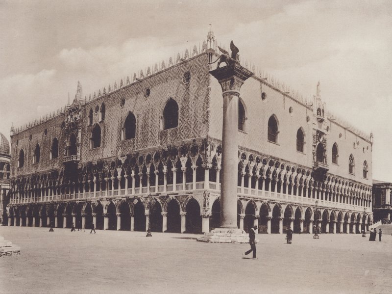 Palazzo Ducale - Italian Photographer
