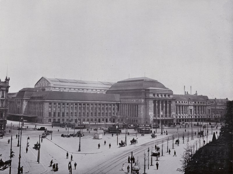Leipzig : Hauptbahnhof - Photographer German