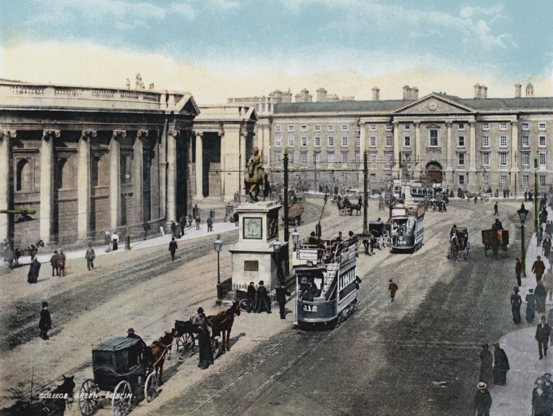 College Green, Dublin (photo couleur) - Photographer Irish
