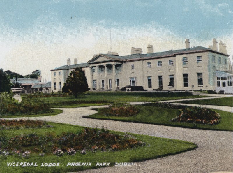 Lodge viceregal, Phoenix Park, Dublin - Photographer Irish