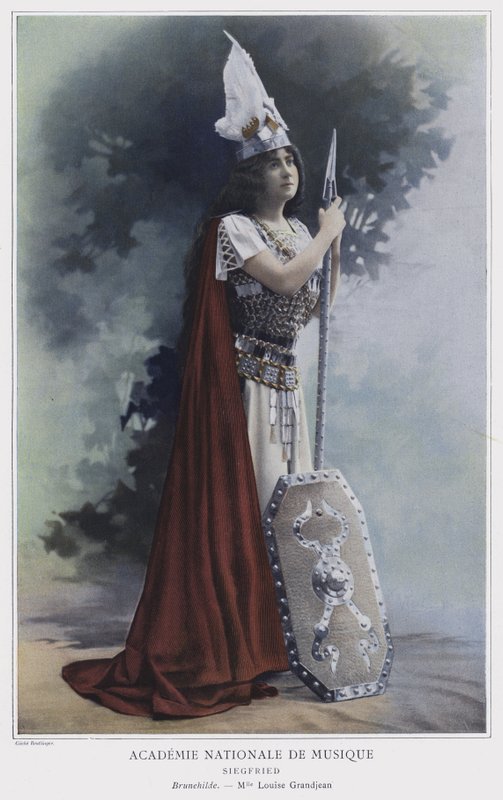 Louise Grandjean en Brünnhilde dans Siegfried - Reutlinger Studio