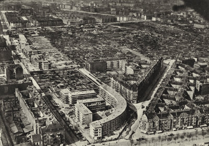 Berlin : Schonlankerstrasse, maisons d